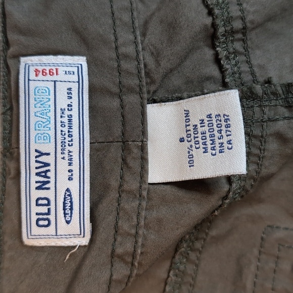 Old Navy Army GREEN Khaki Shorts Sits below Waist SZ8 - Picture 10 of 11